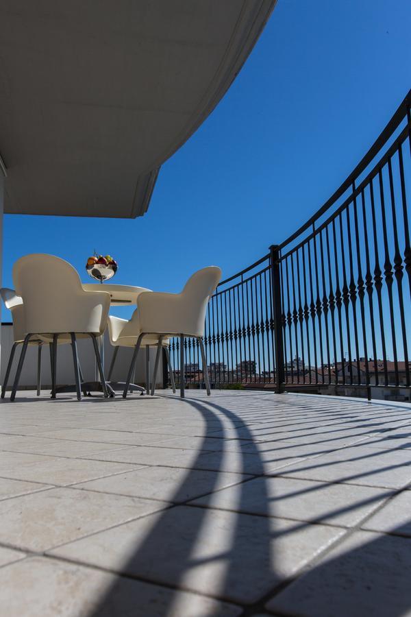 Residence Il Girasole 1 Alba Adriatica Exterior photo